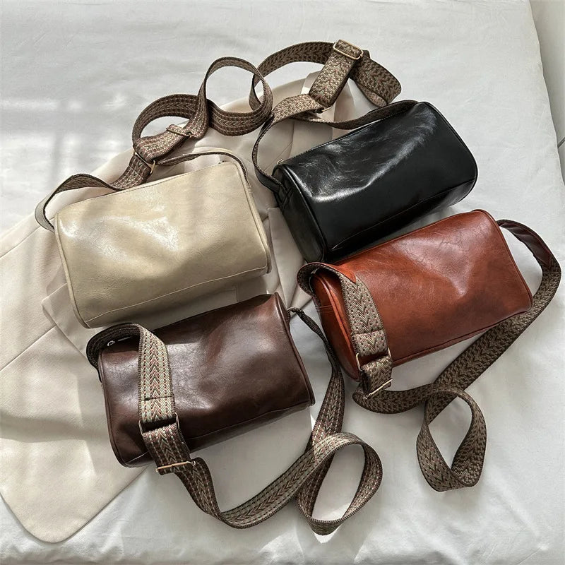 Slávka | Dámska vintage crossbody kabelka s tkaným popruhom