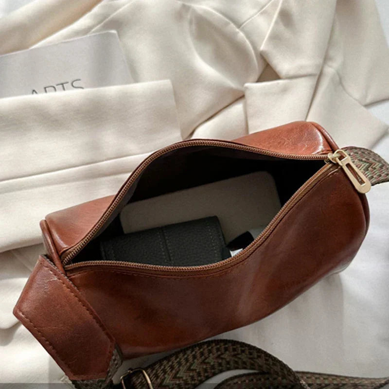 Slávka | Dámska vintage crossbody kabelka s tkaným popruhom