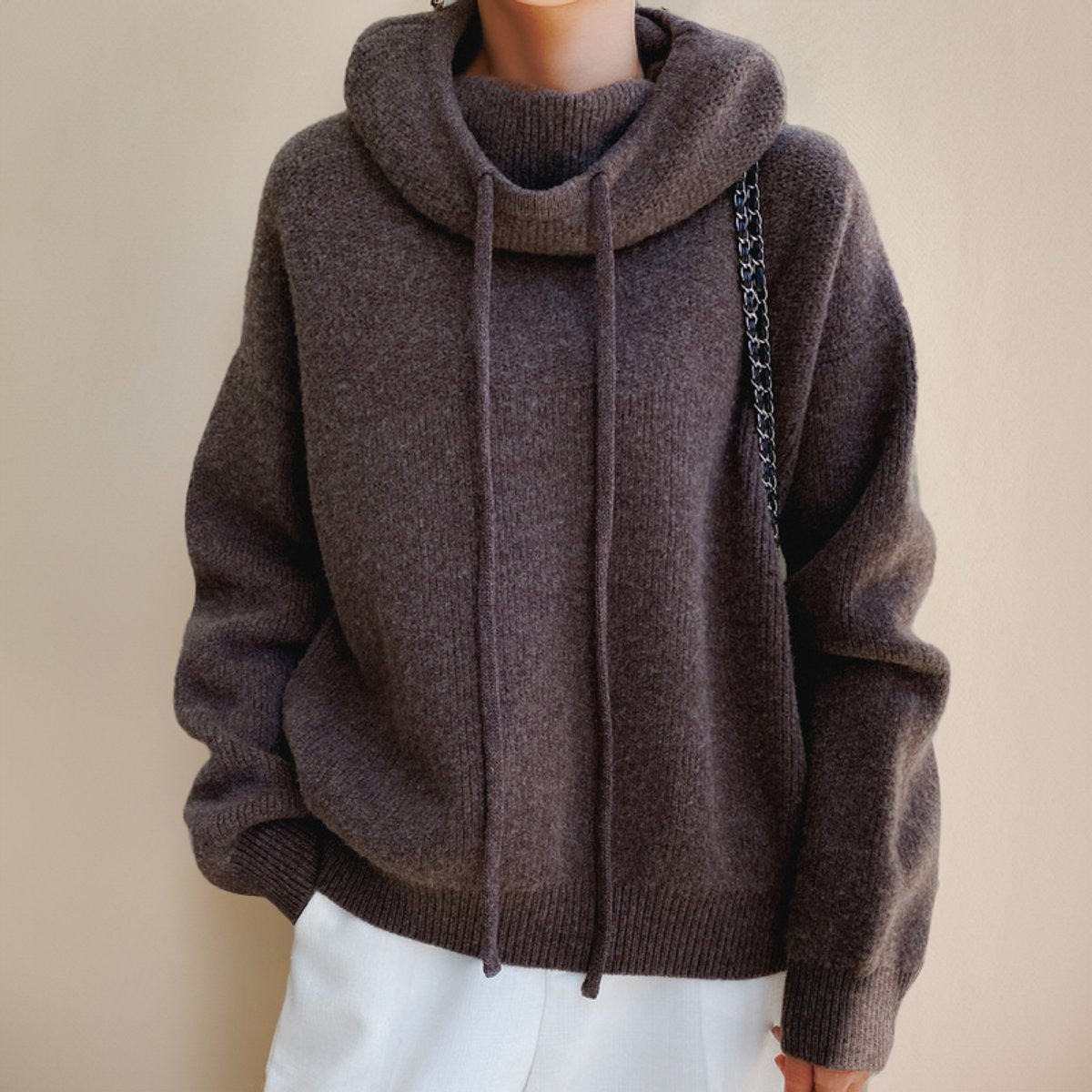 Laura | Dámsky oversized pletený sveter s kapucňou